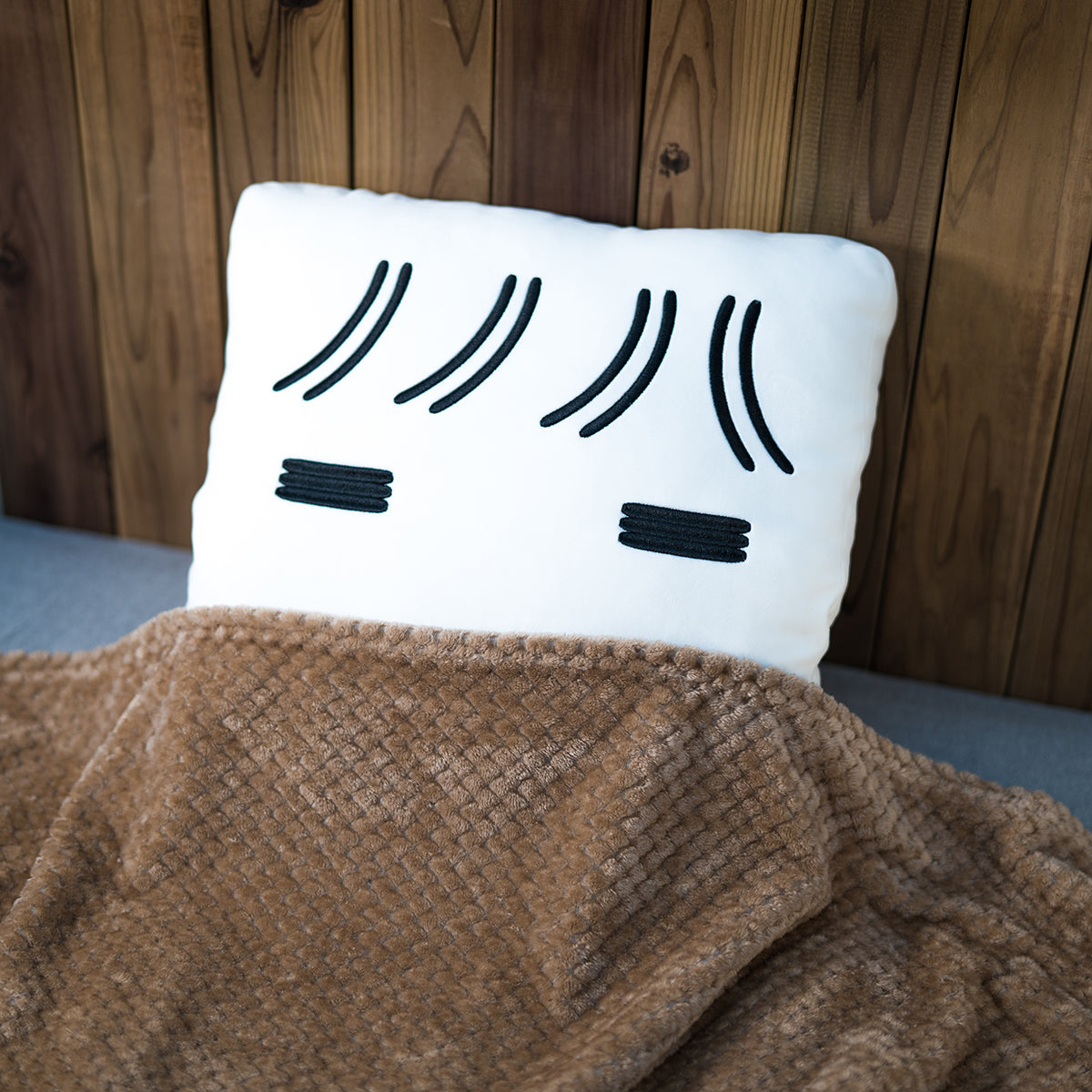 【cielkocka】はんぺんクッション(ジト目)