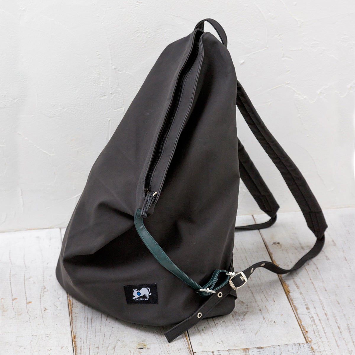 【cielkocka】トライアングルリュック