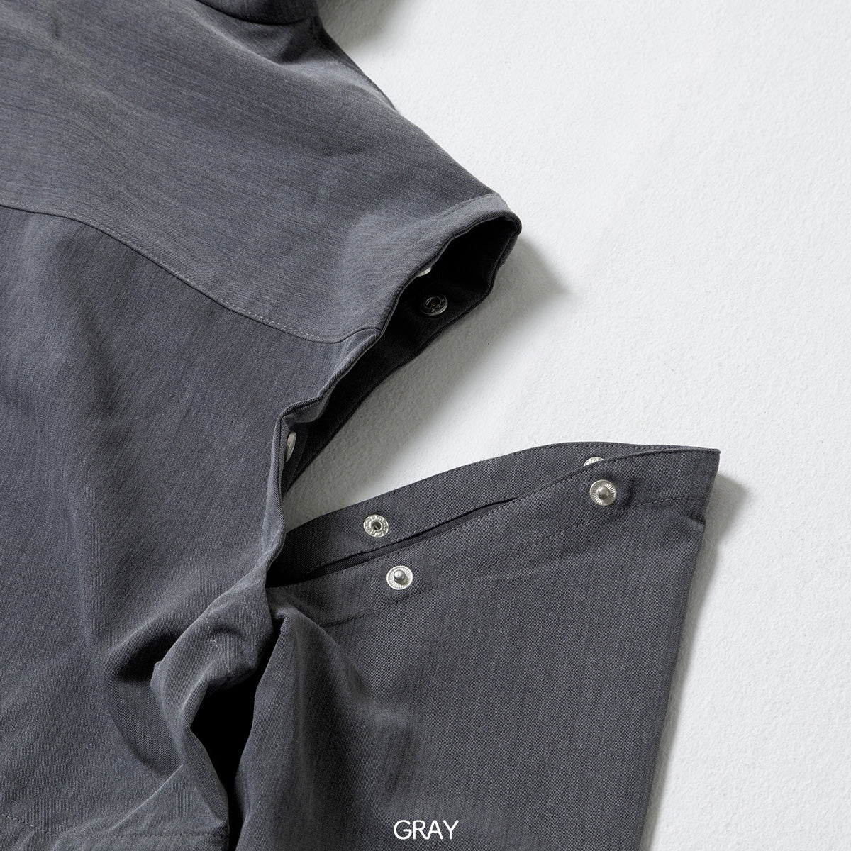 【mew】3WAYフードシャツ（GRAY／BLACK）